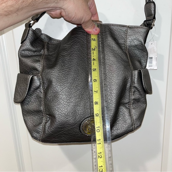 NEW GEORGE GREY SINGLE ZIPPER SIDE POCKETS BUCKLE PEWTER PEBBLE HANDBAG PURSE - Picture 7 of 8